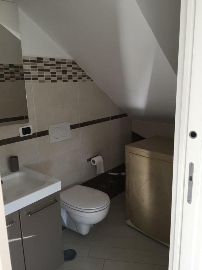 Villa Asia Holiday Home SantʼAgata sui Due Golfi المظهر الخارجي الصورة