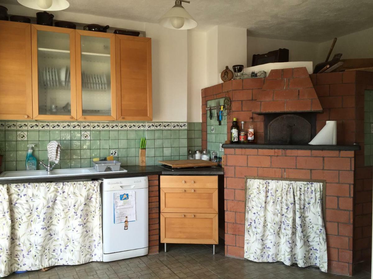 Villa Asia Holiday Home SantʼAgata sui Due Golfi المظهر الخارجي الصورة
