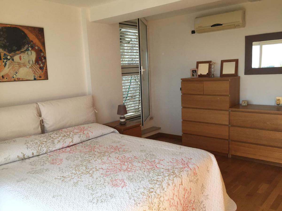 Villa Asia Holiday Home SantʼAgata sui Due Golfi المظهر الخارجي الصورة