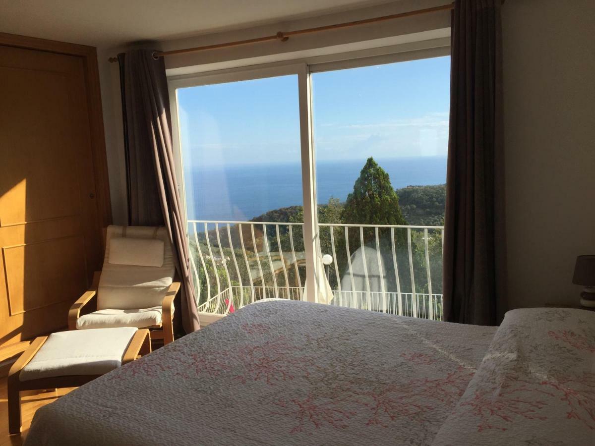 Villa Asia Holiday Home SantʼAgata sui Due Golfi المظهر الخارجي الصورة