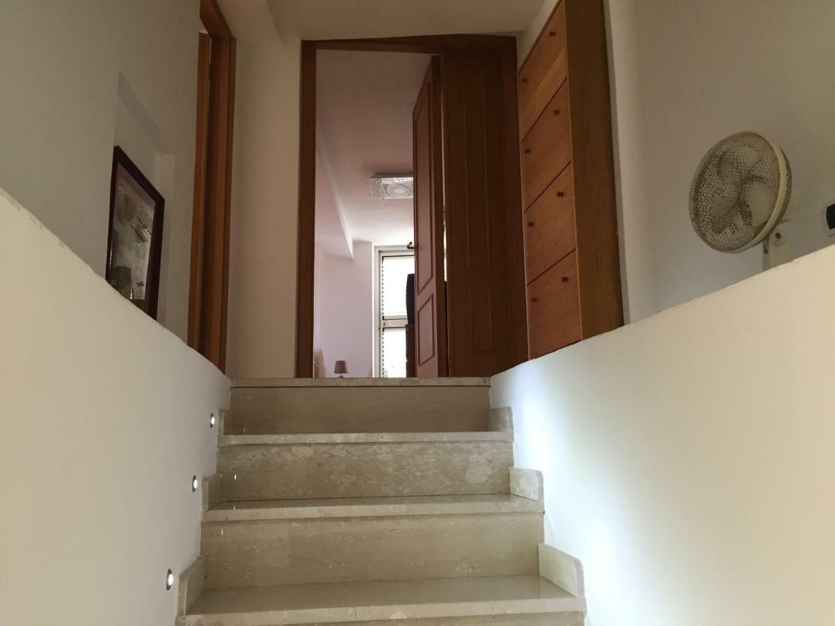 Villa Asia Holiday Home SantʼAgata sui Due Golfi المظهر الخارجي الصورة