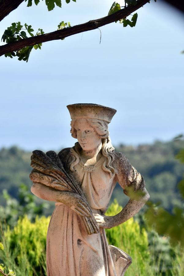 Villa Asia Holiday Home SantʼAgata sui Due Golfi المظهر الخارجي الصورة